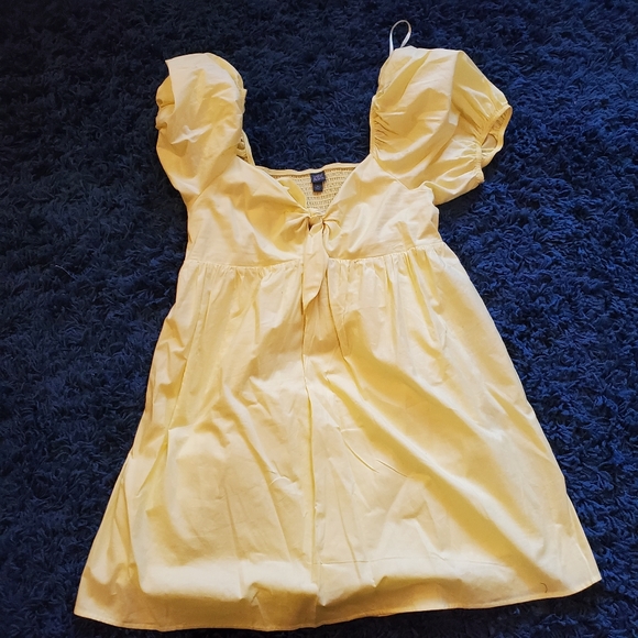 YELLOW DRESS - Picture 7 of 7